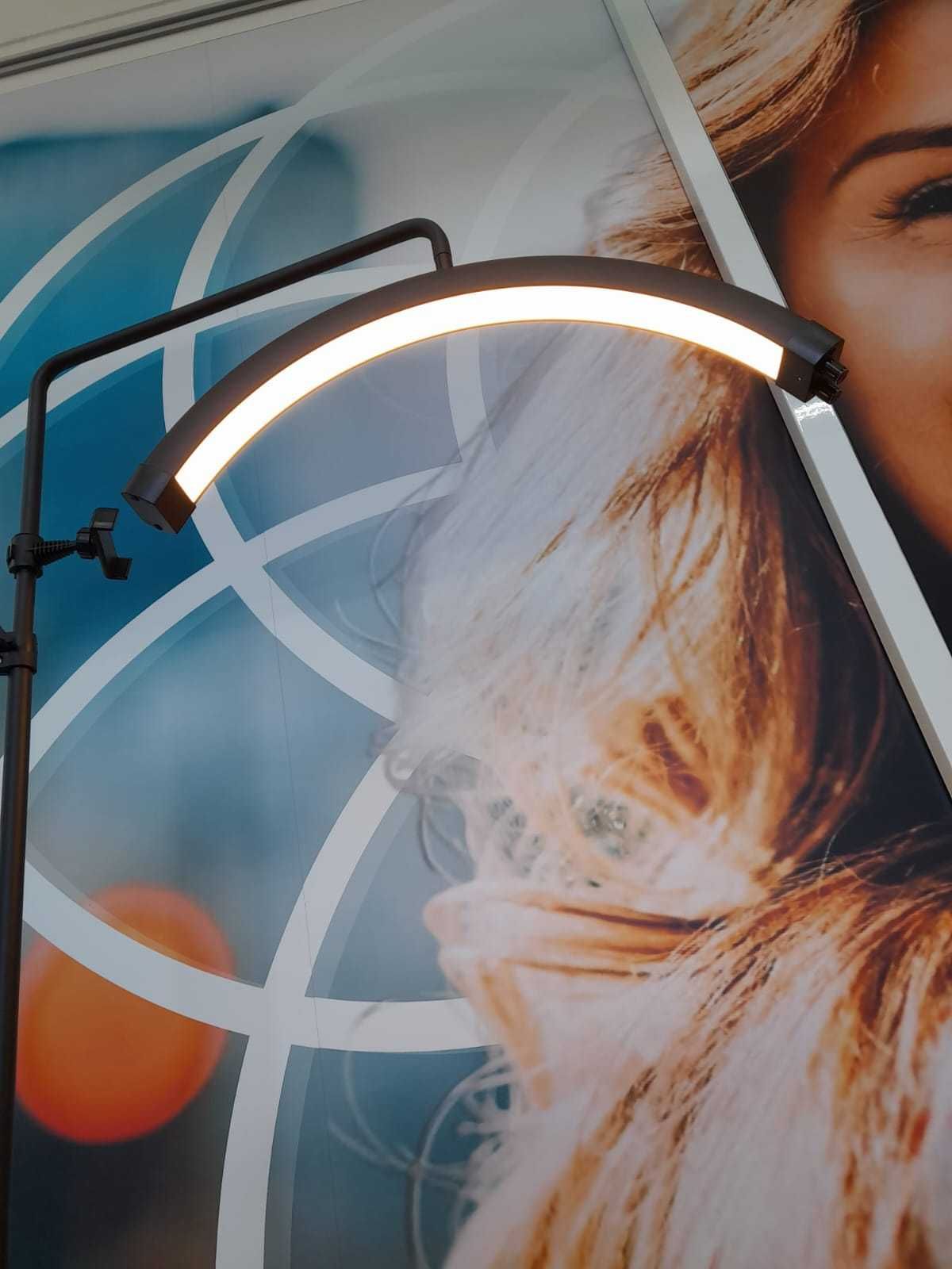 Luz em Meia Lua Profissional em Alumínio (NOVAS)