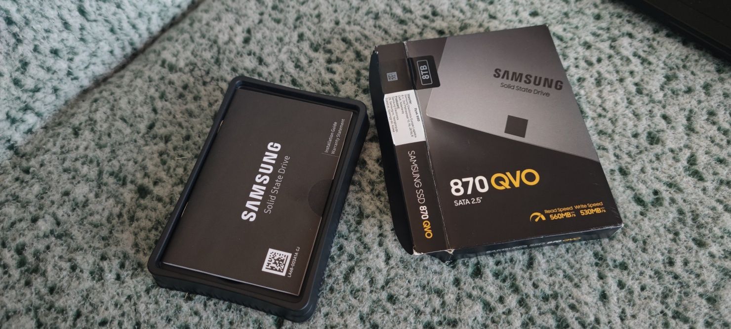 Dysk SSD Samsung 870 QVO 8TB 2.5" 

Informacje p