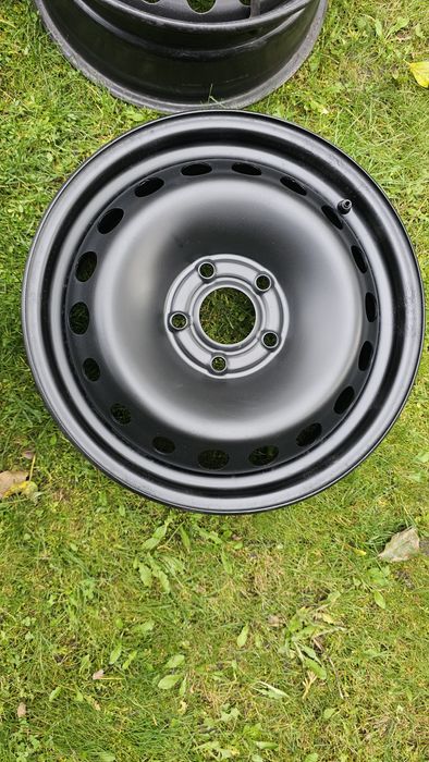 Felgi Renault stalowe 6,5 J16 5 x 114,3 ET474szt