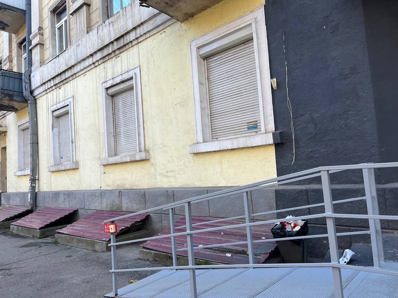 Продам 300м2 приміщення під бізнес ж/д вокзал пр. Нігояна 3