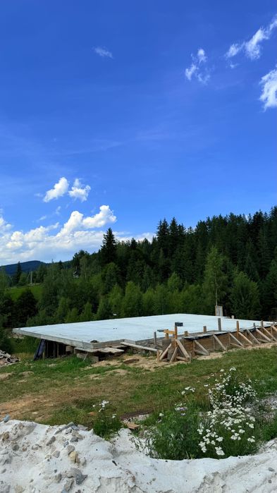 Продаж будинків  128 квадратних метрів