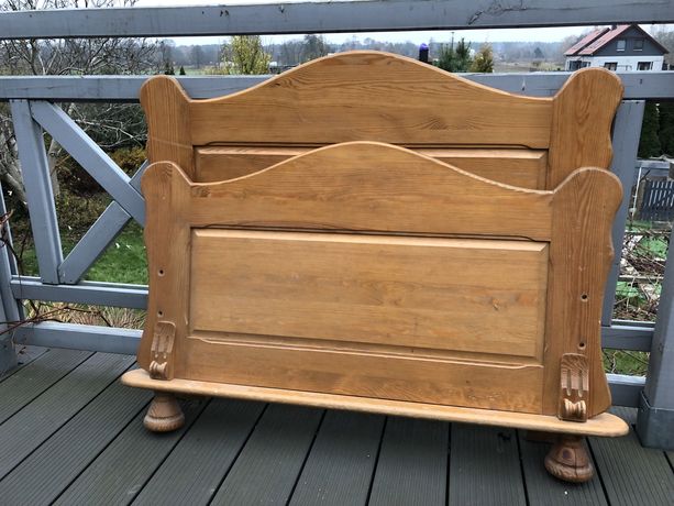 Drewniane sosnowe łóżko meble Bałtyk sypialnia pokój dziecka