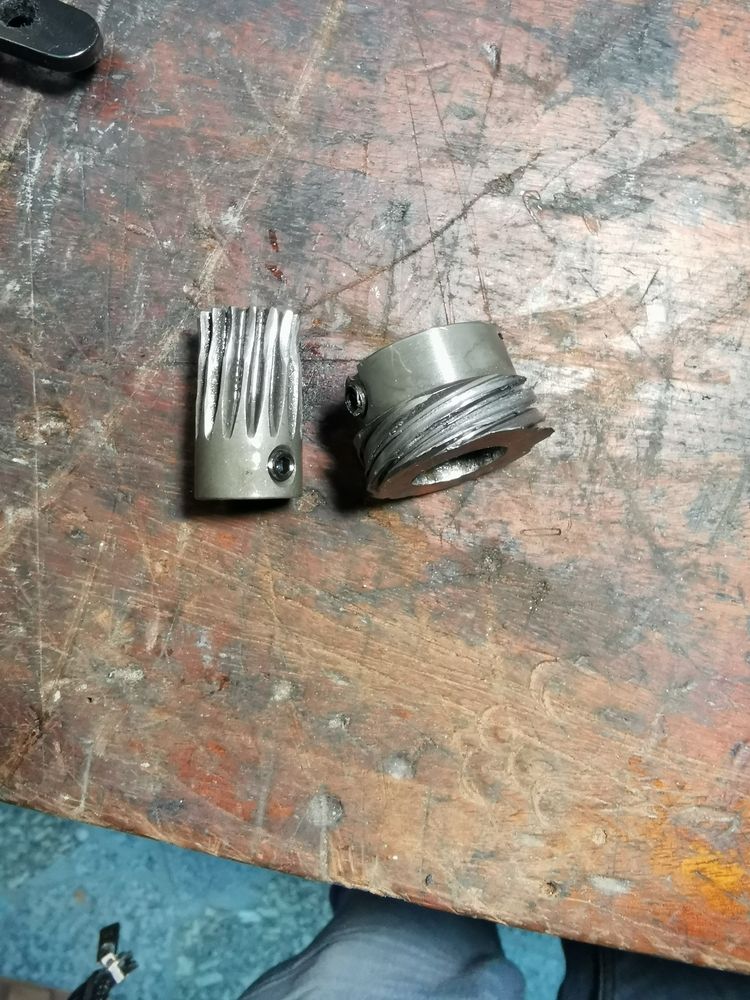 Afinador de maquinas de costura