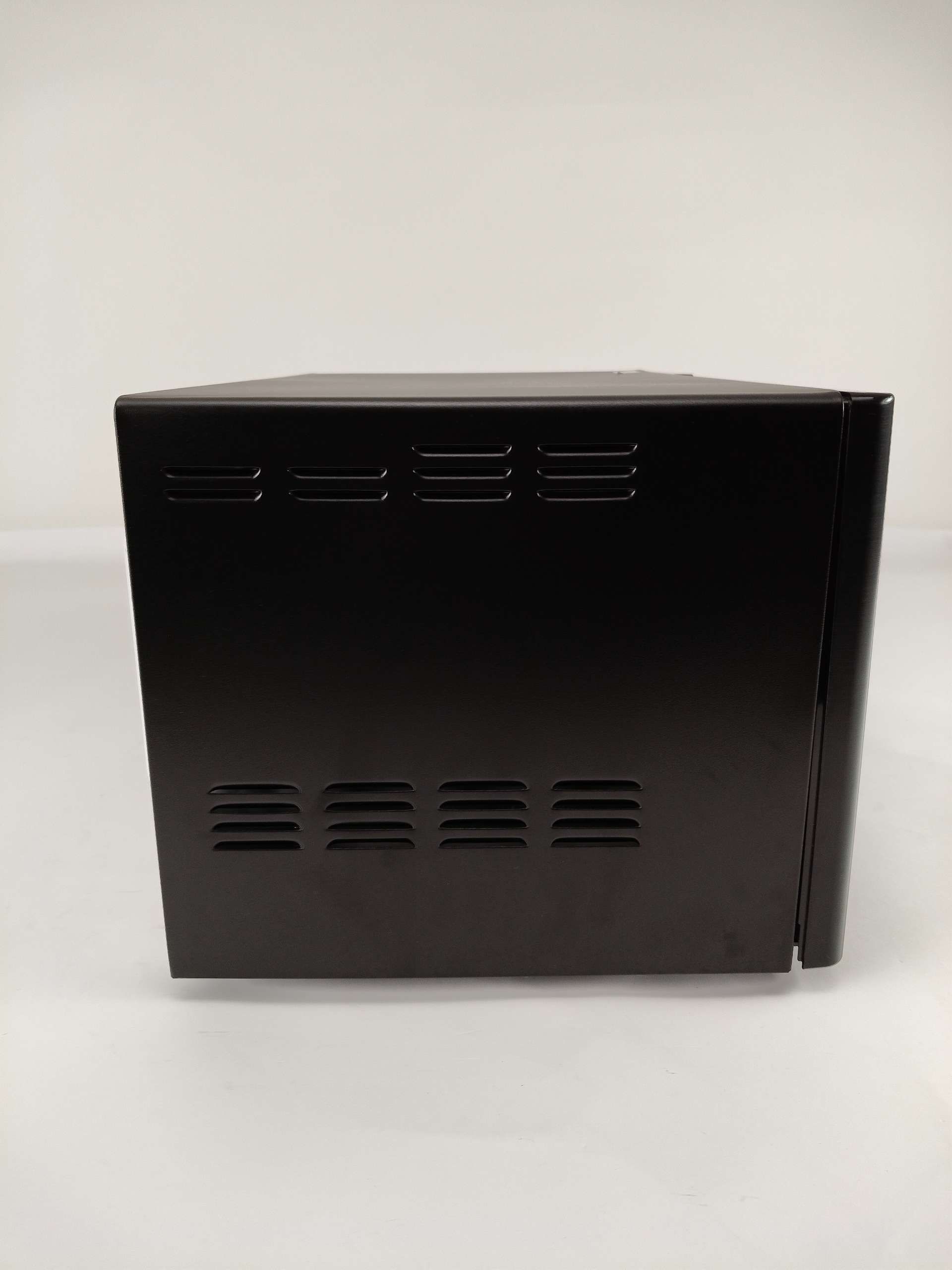 Kuchenka mikrofalowa wolnostojąca Samsung MS23F300EEK,   23 l