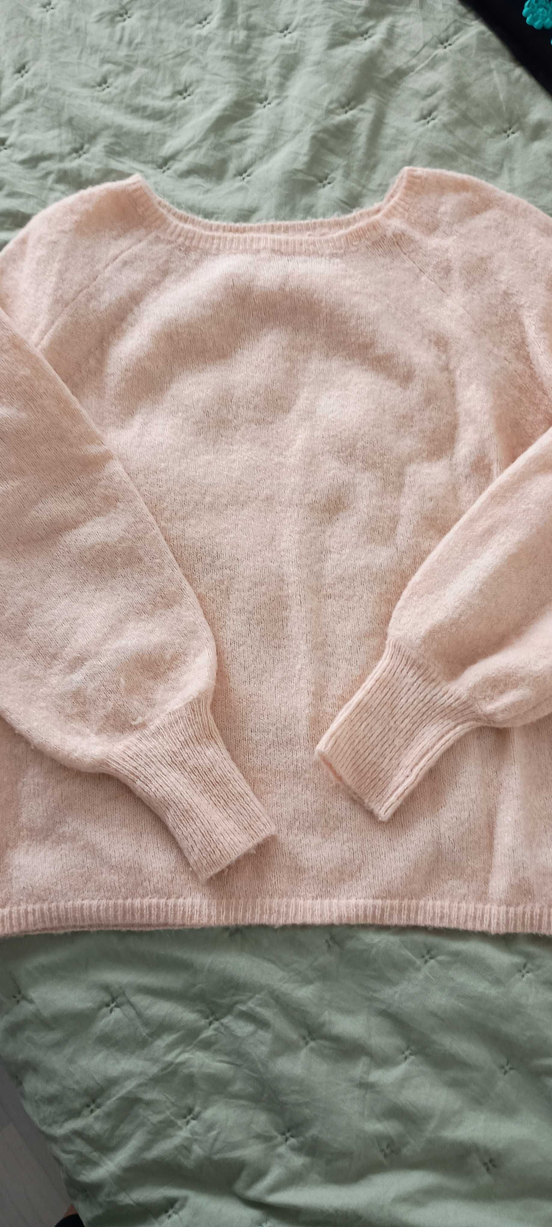 Sweter damski brzoskwiniowy