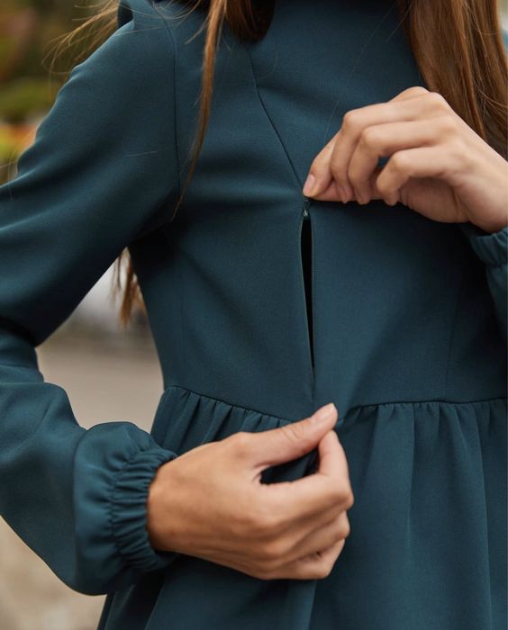 Нова сукня для вагітних та годуючих матусь