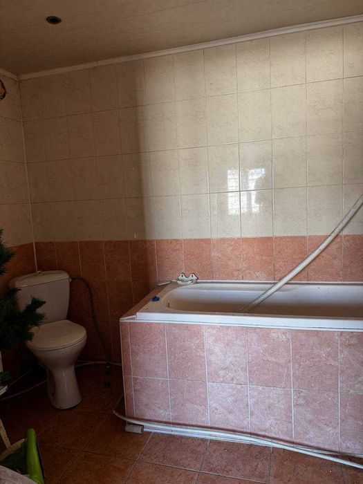 2 поверховий Будинок 170кв.м, 500 метрів від Гречан ,10хв до Виставки