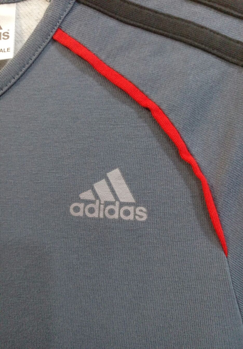 Оригинал как новый лонгслив, футболка Adidas Climalite