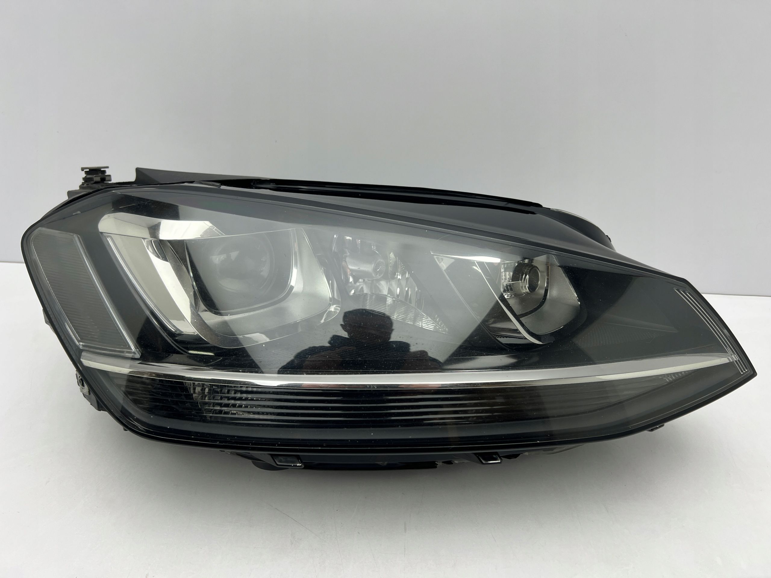 VW Golf 7 VII 5G1 Lampa Przednia Prawa Xenon przód