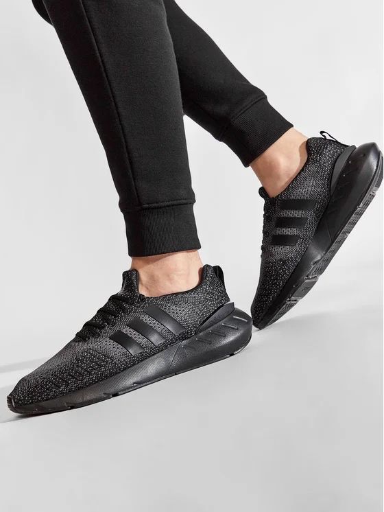 adidas Снікерcи Swift Run 22 GZ3500 Сірий