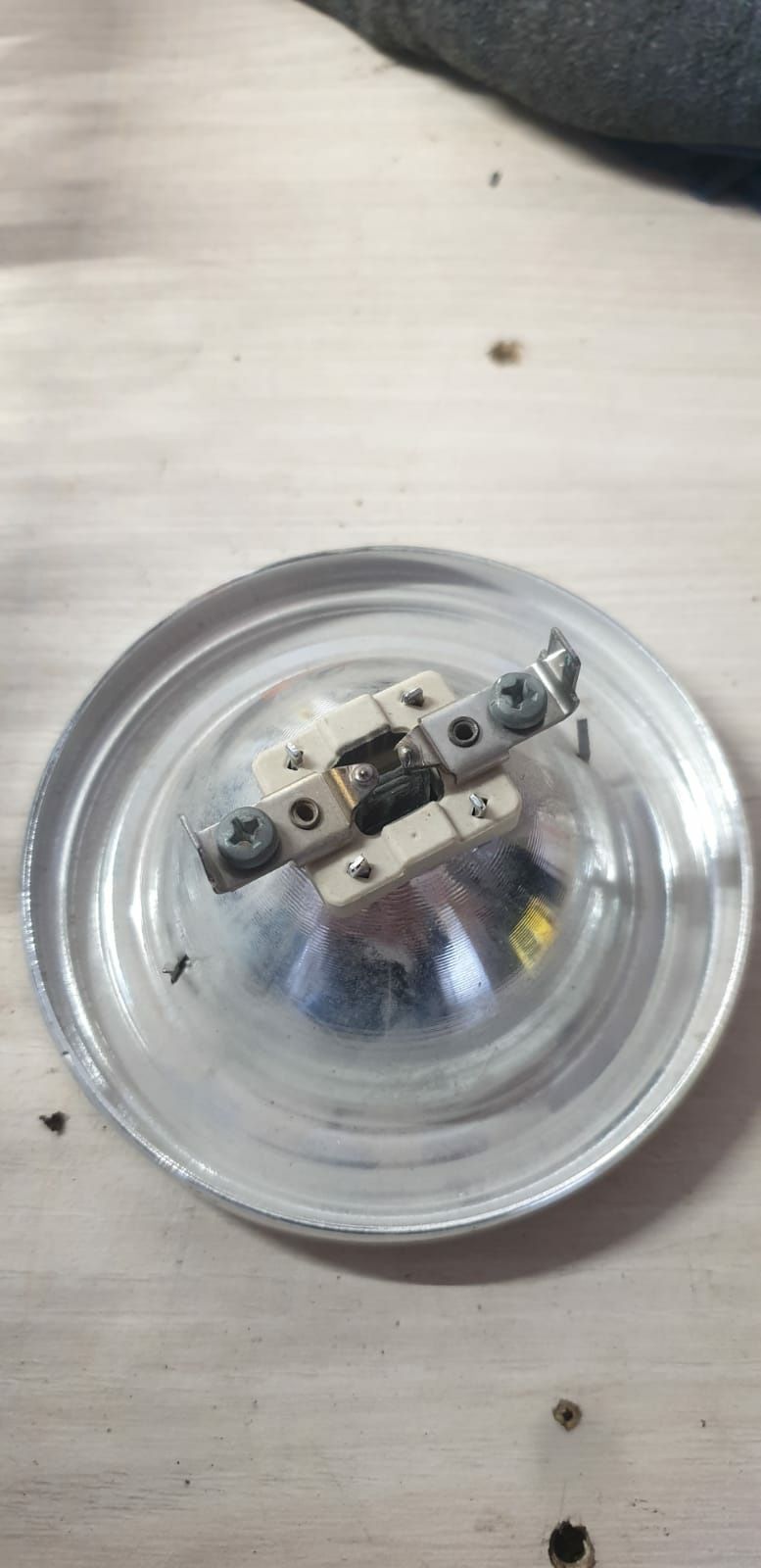 Projector incompleto