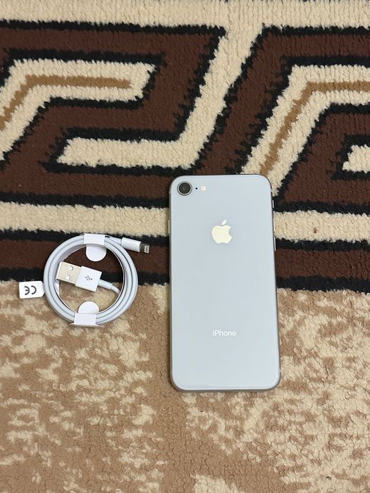 iPhone 8 64 GB Silver Srebrny 100% kondycji baterii