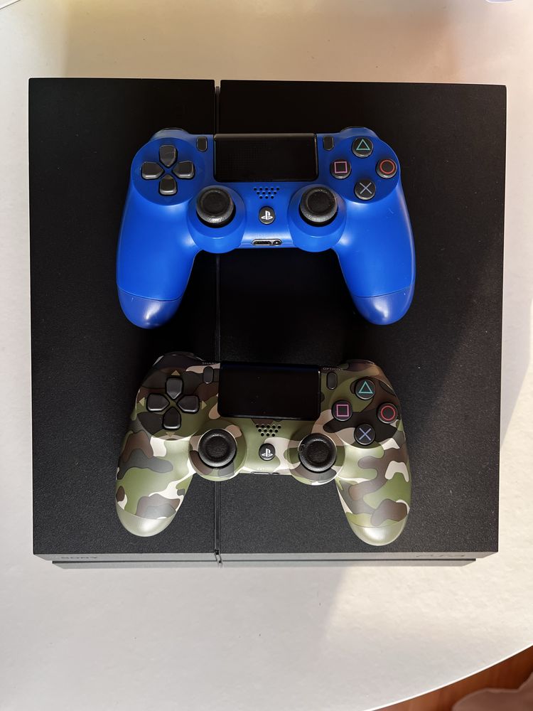 Ps4 400gb+2 comandos originais dual shock-Usado
