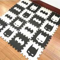 Mata piankowa czarno-biała puzzle Batman  20 szt OKAZJA