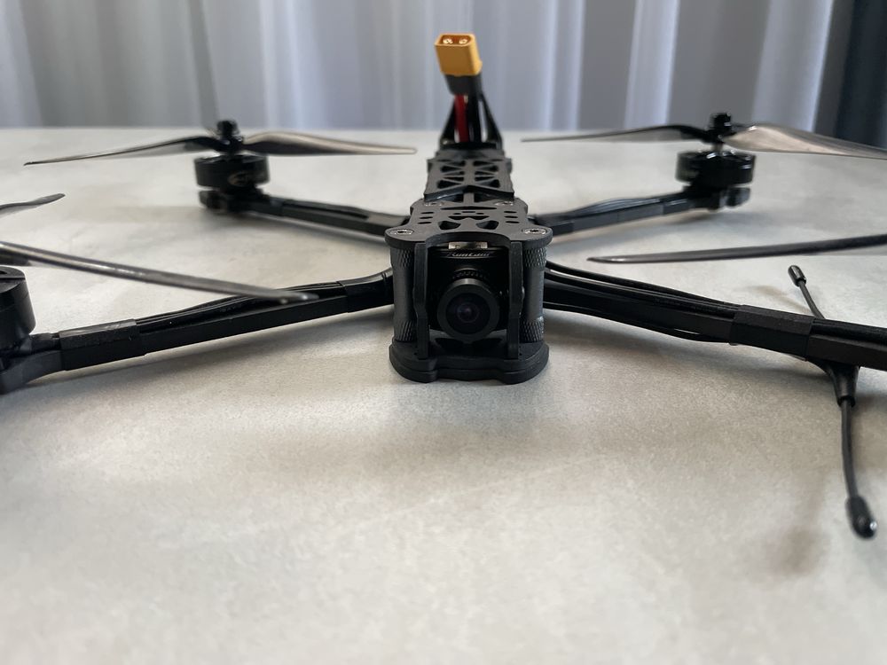 Dron FPV 7 Cali’