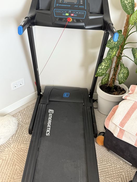 Бігова доріжка Energetics PR 1000p