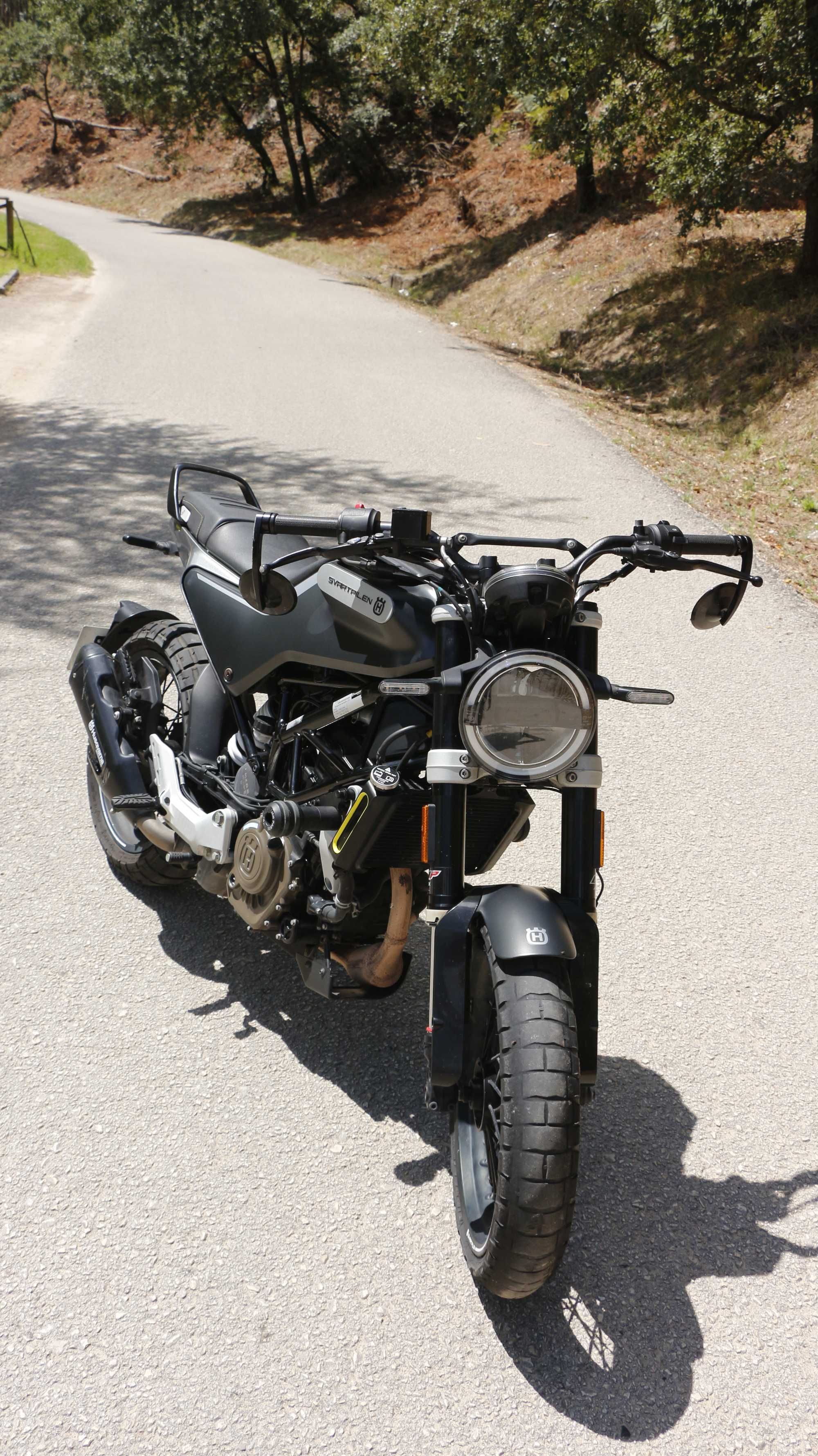 Husqvarna Svartpilen 125