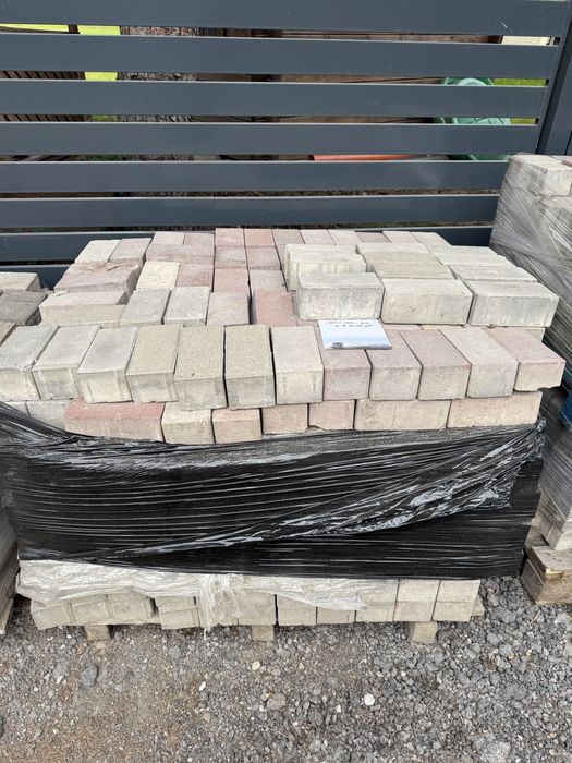 Sprzedam używaną kostkę brukową różne kształty