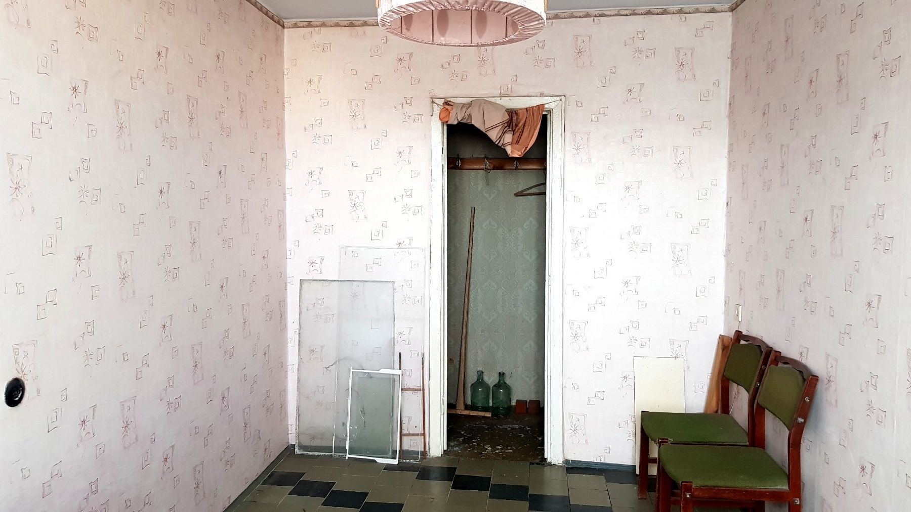 Продам 3-х комнатную квартиру в Павлограде