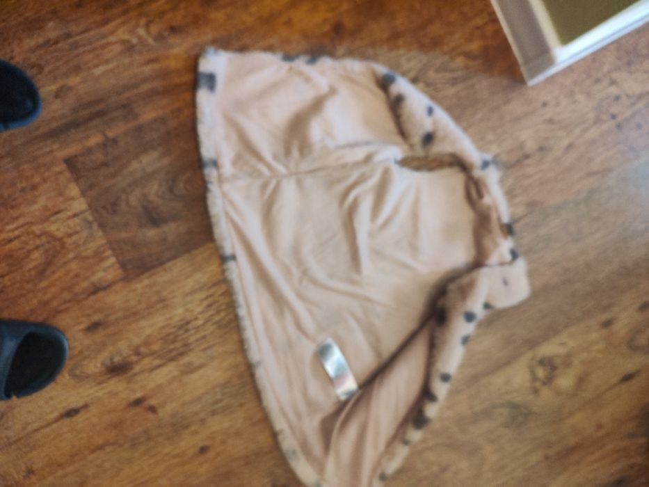 Dziewczęcy bezrękawnik