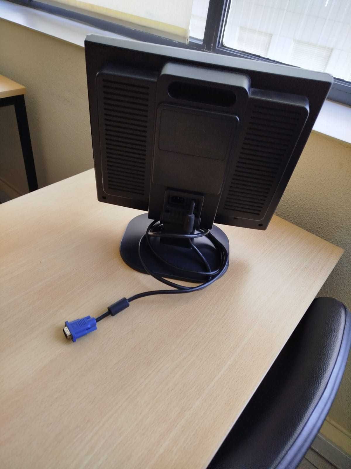 Monitor HP 1502 Usado - EM BOM ESTADO