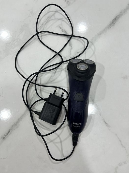 Електробритва PHILIPS Series 1000 S1100/04