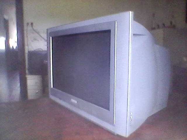 televisão philips usada