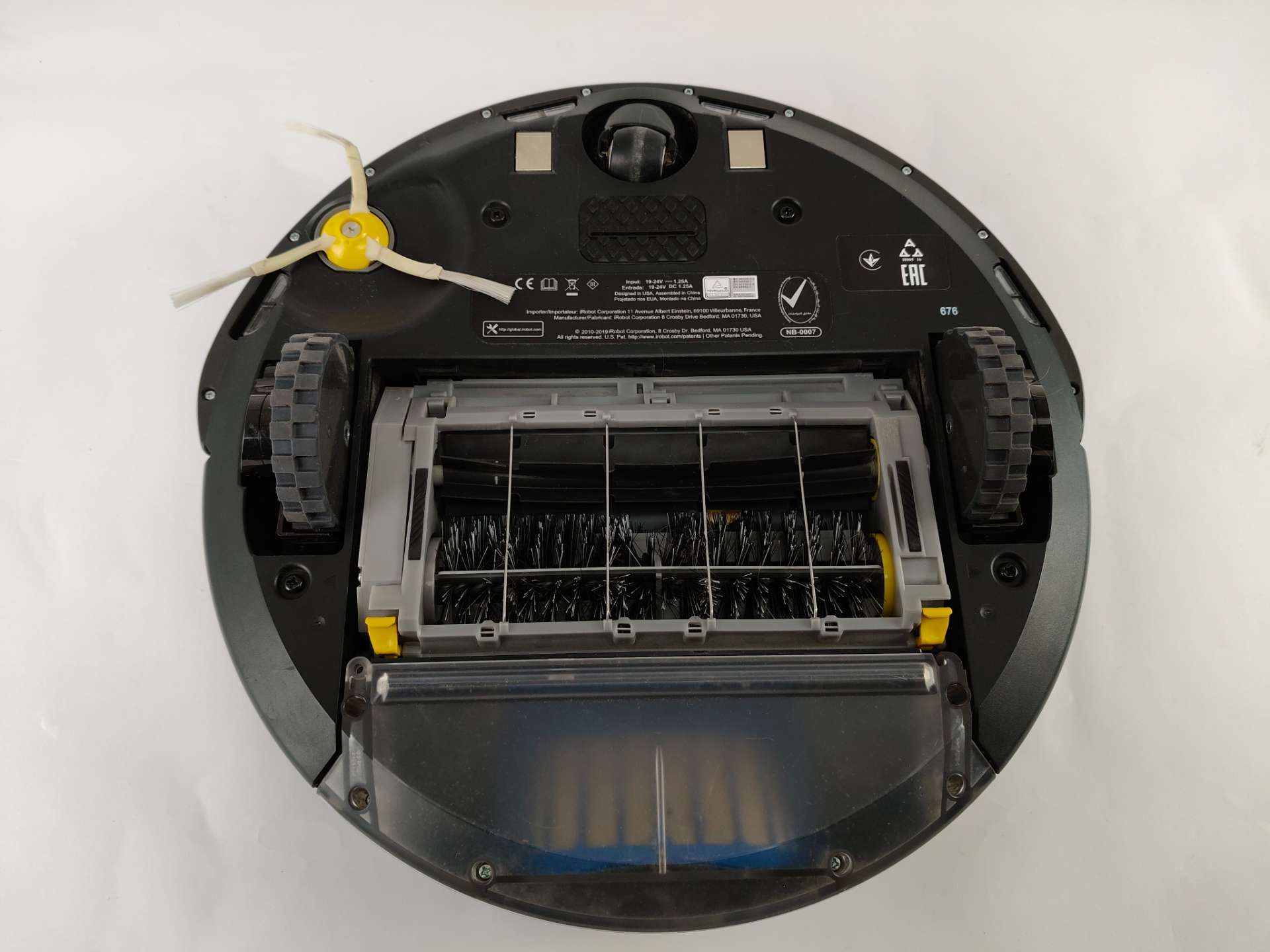 Robot sprzątający iRobot Roomba 676 czarny