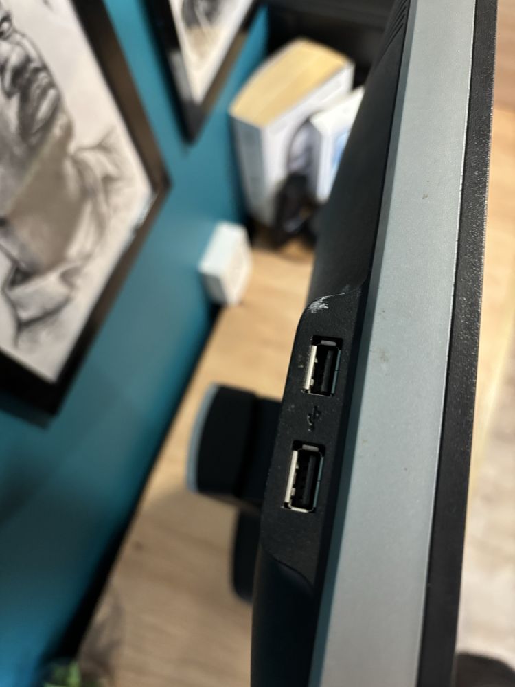 Monitor dell u2312hmt