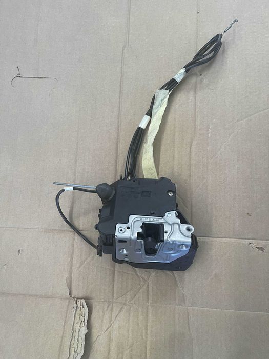 Fecho de porta Mercedes Benz C220 Original