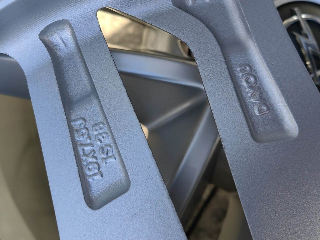 Oryginalne felgi Opel 5x105 R19 + czujniki TPMS stan jak nowe