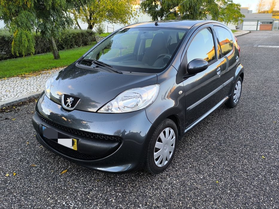 Peugeot 107 1.0  5 Portas c/AC