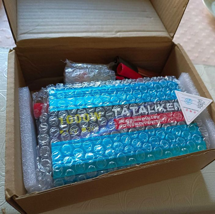 Инвертор преобразователь напряжения 1000W (чистая синусоида) на 220В