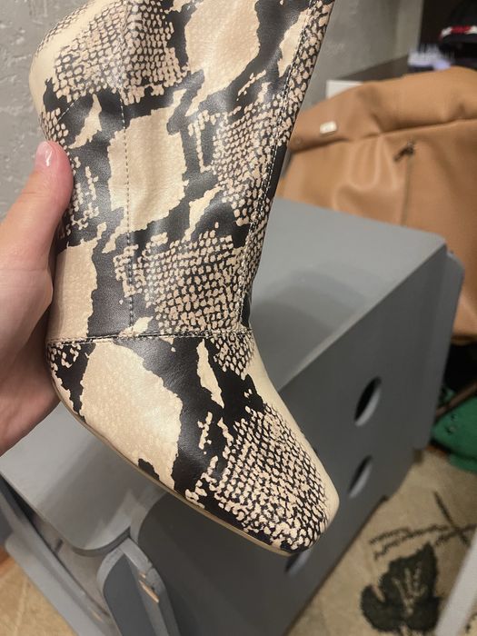 Ботинки на каблуку