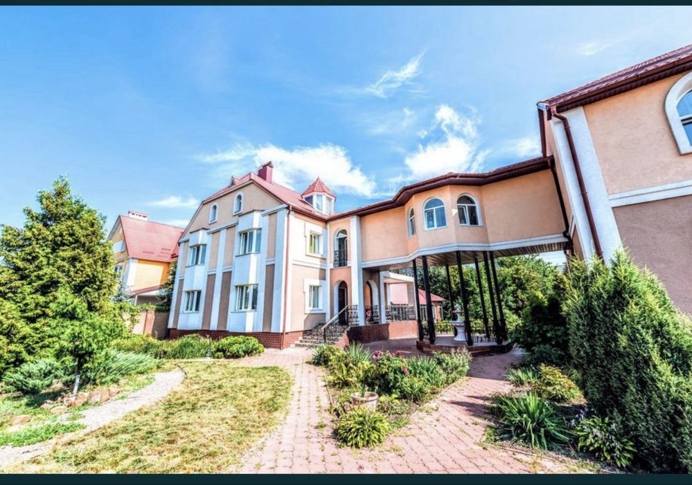 Подобово будинок для святкувань з басейном Софіївська Борщагівка