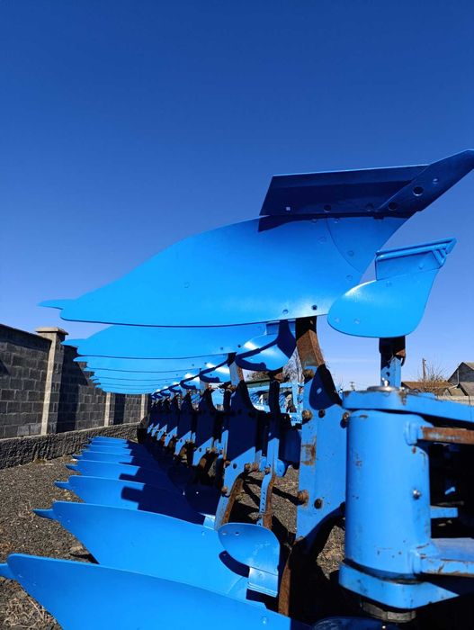 Плуг Lemken EuroDiamant 10 7+ ідеальний для важких умов. Лемкен б/ в