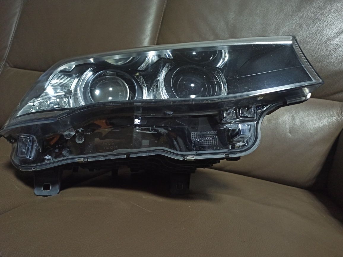 Фара права bmw x3 F25 LCI поворотна