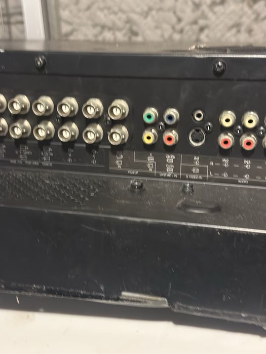 Telewizor lcd monitor NEC  TANIO  profesjonalny 40 cali display port