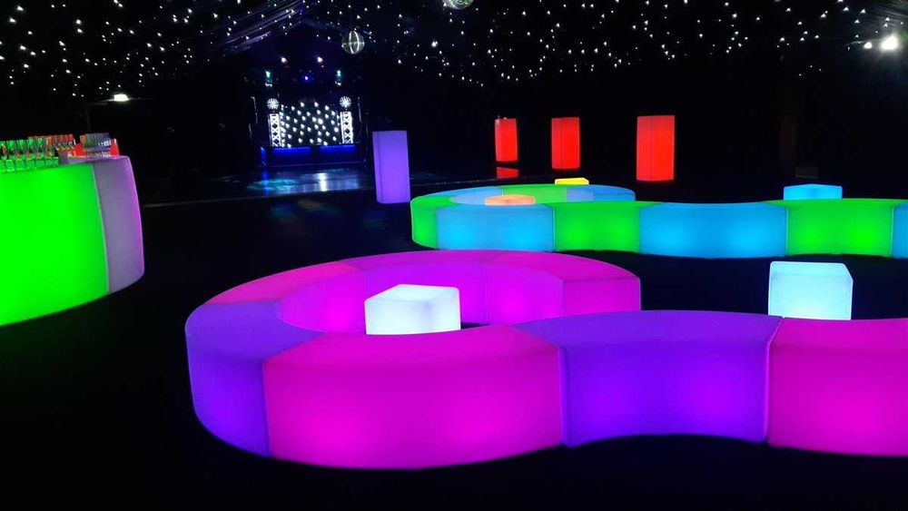 Mobiliario led varias unidades