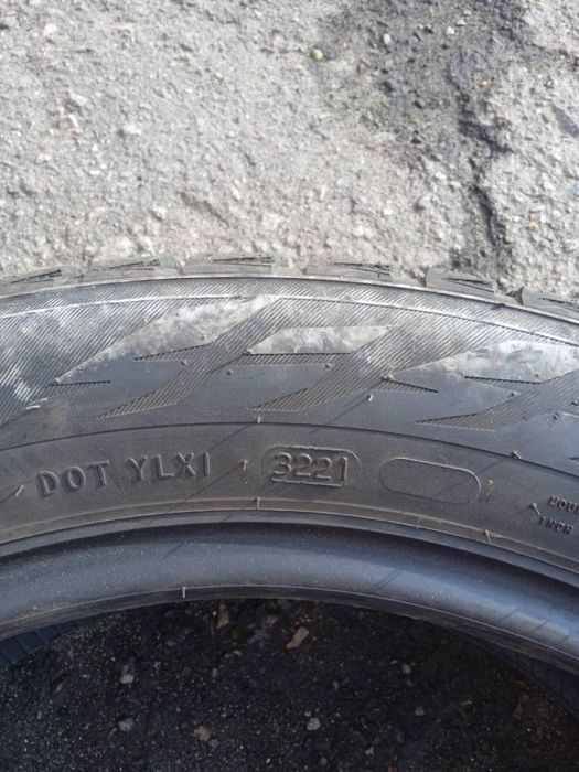 205 55 17 nokian hakkapelita r3 зима 2 штуки протектор 80%