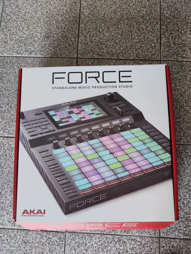 Akai Force com disco SSD