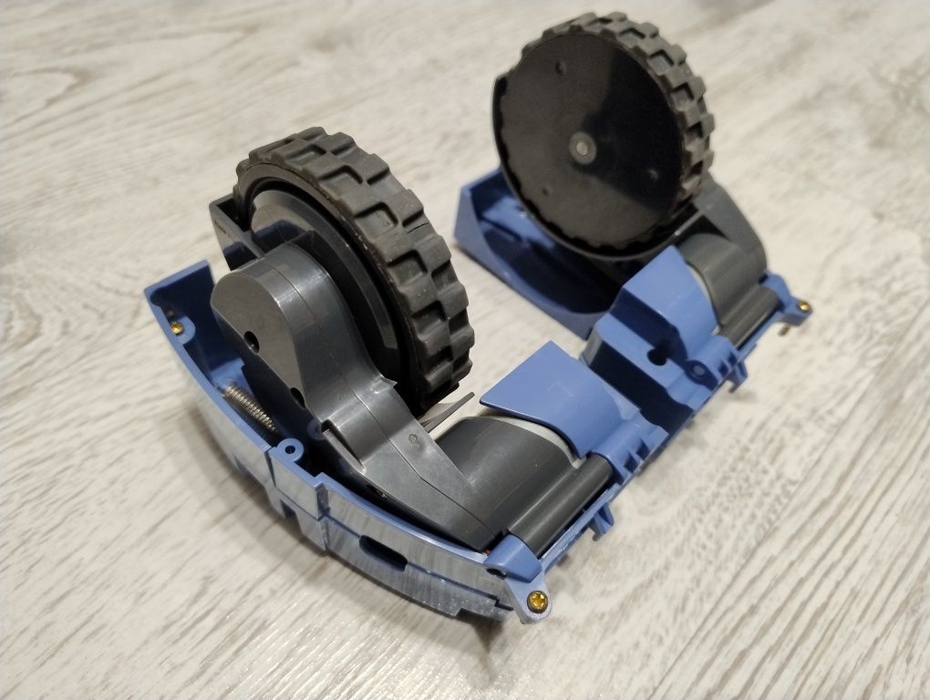 Moduł koła lewego ,L` + Moduł koła prawego ,R` Irobot Roomba 581