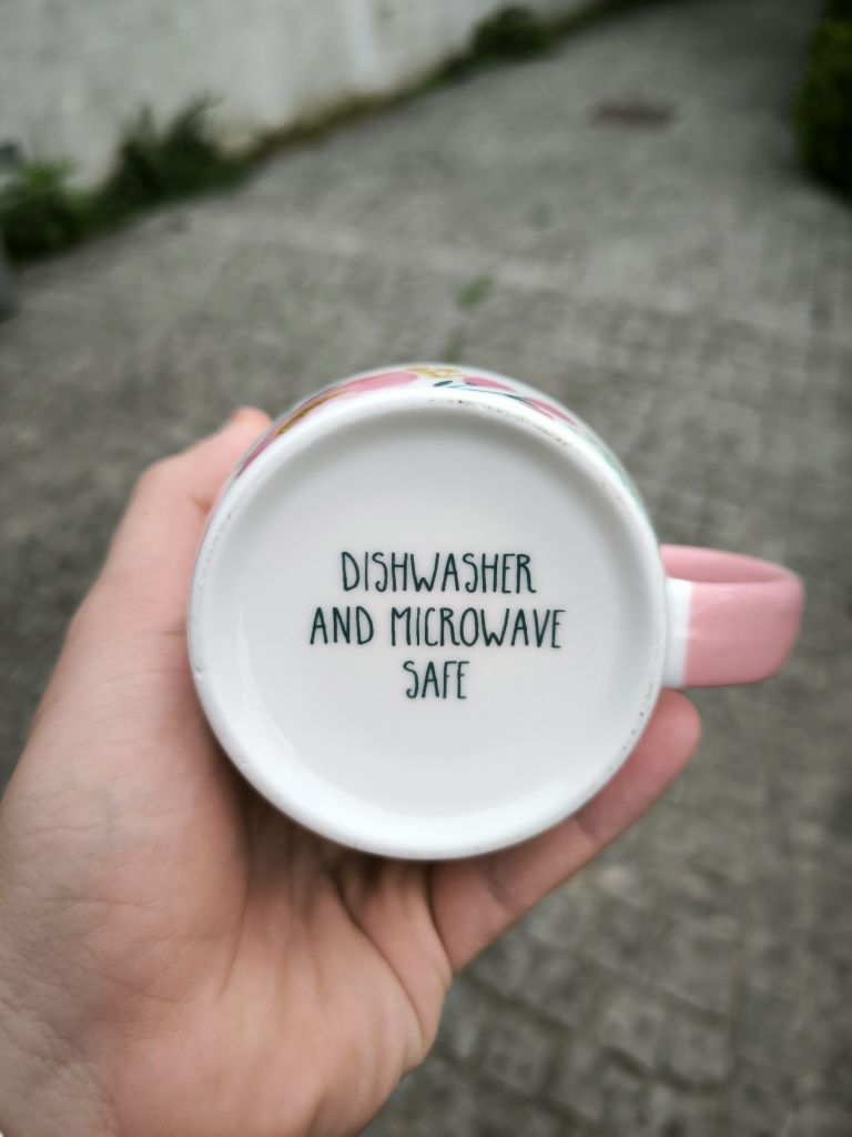 Caneca "MUM" (Mãe)