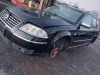 Volkswagen Passat B5 Lift FL Highline 4motion 4x4 silnik 1.9 TDI 130KM AVF AWX skrzynia 6 biegów FTS drzwi klapa lusterko LC9Z chrom fotele skóra podsufitka podszybie solarny szyberdach radio 2 din listwa progowa zacisk hamulcowy Mcperson przód tył kokpit
