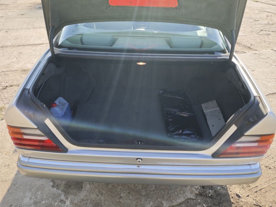 Mercedes 320E W124 • R6 M104 • Unikatowy egzemplarz z 1992 roku