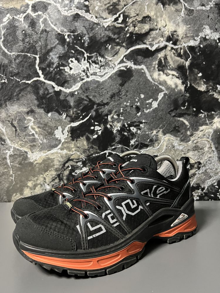 Кросівки чоловічі Lowa Innox Gore-Tex Lo 43р