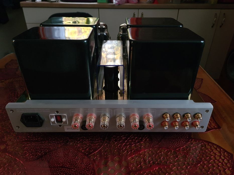 Wzmacniacz lampowy Yaqin MC -100 B Dual Mono po profesjonalnym tuningu
