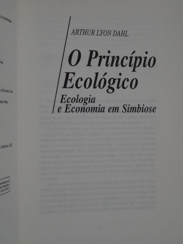 O Princípio Ecológico - Ecologia e Economia em Simbiose