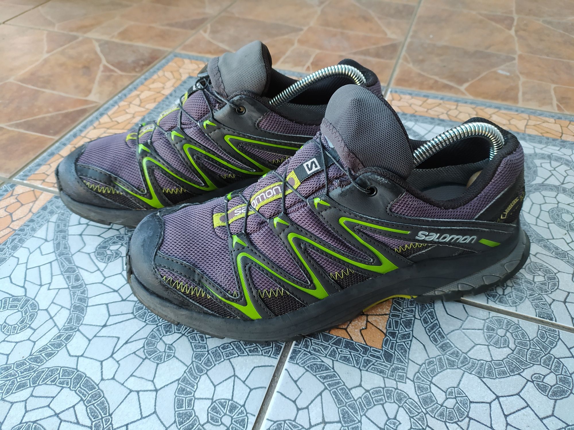 Salomon чоловічі трекінгові кросівки. Gore tex.