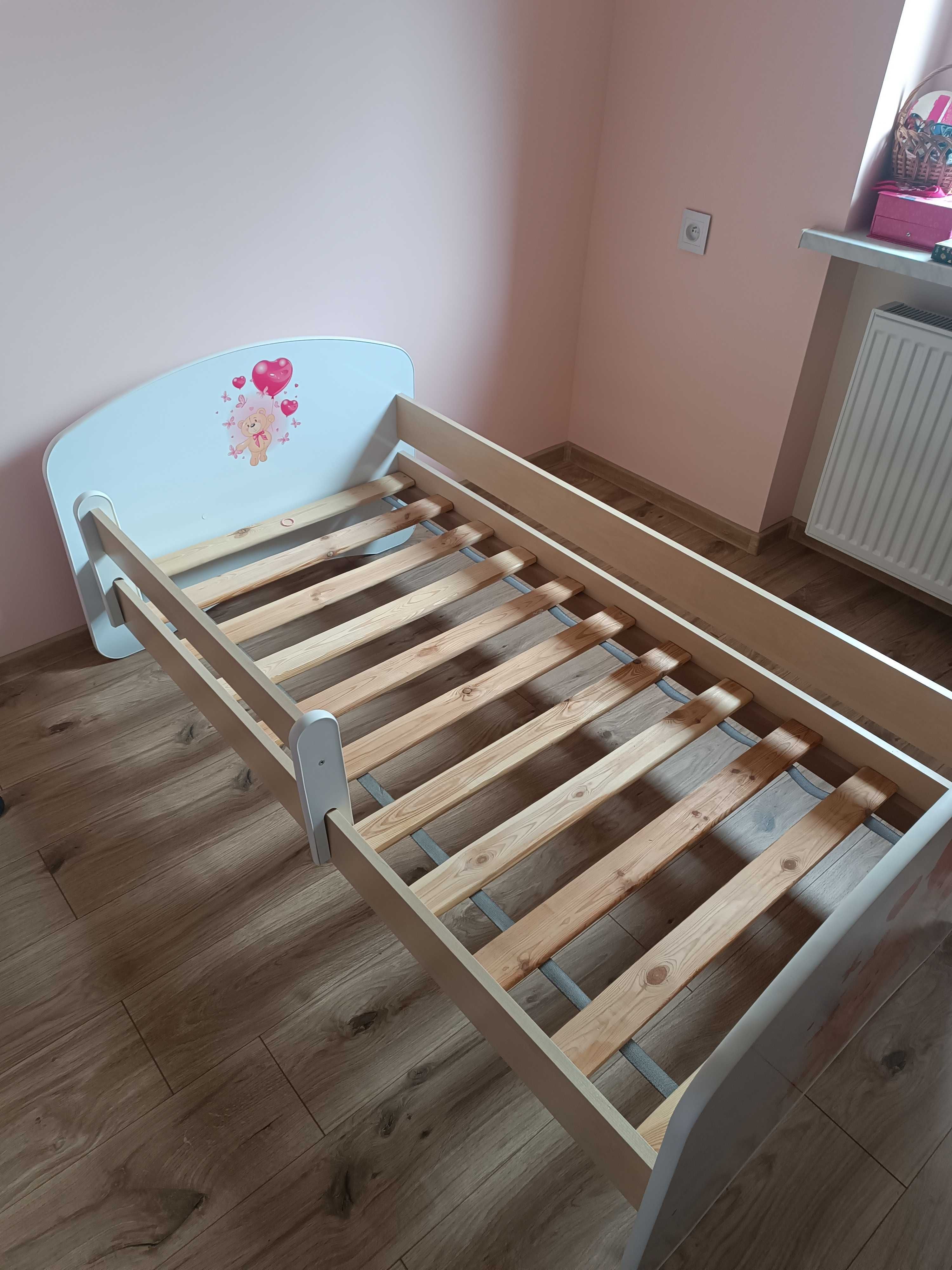 Sprzedam łóżko dla dzieci z materacem stan bardzo dobry